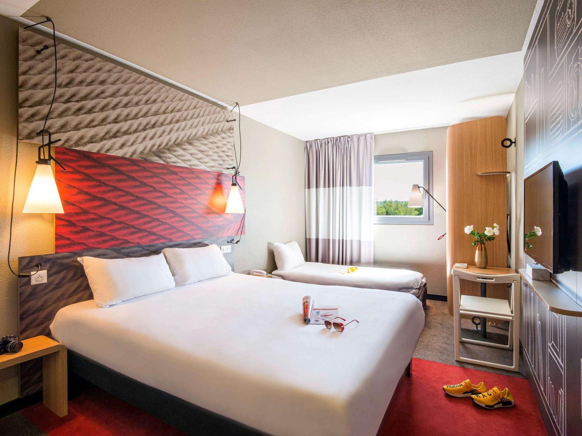 Ibis Manosque Cadarache Hotel Eksteriør billede