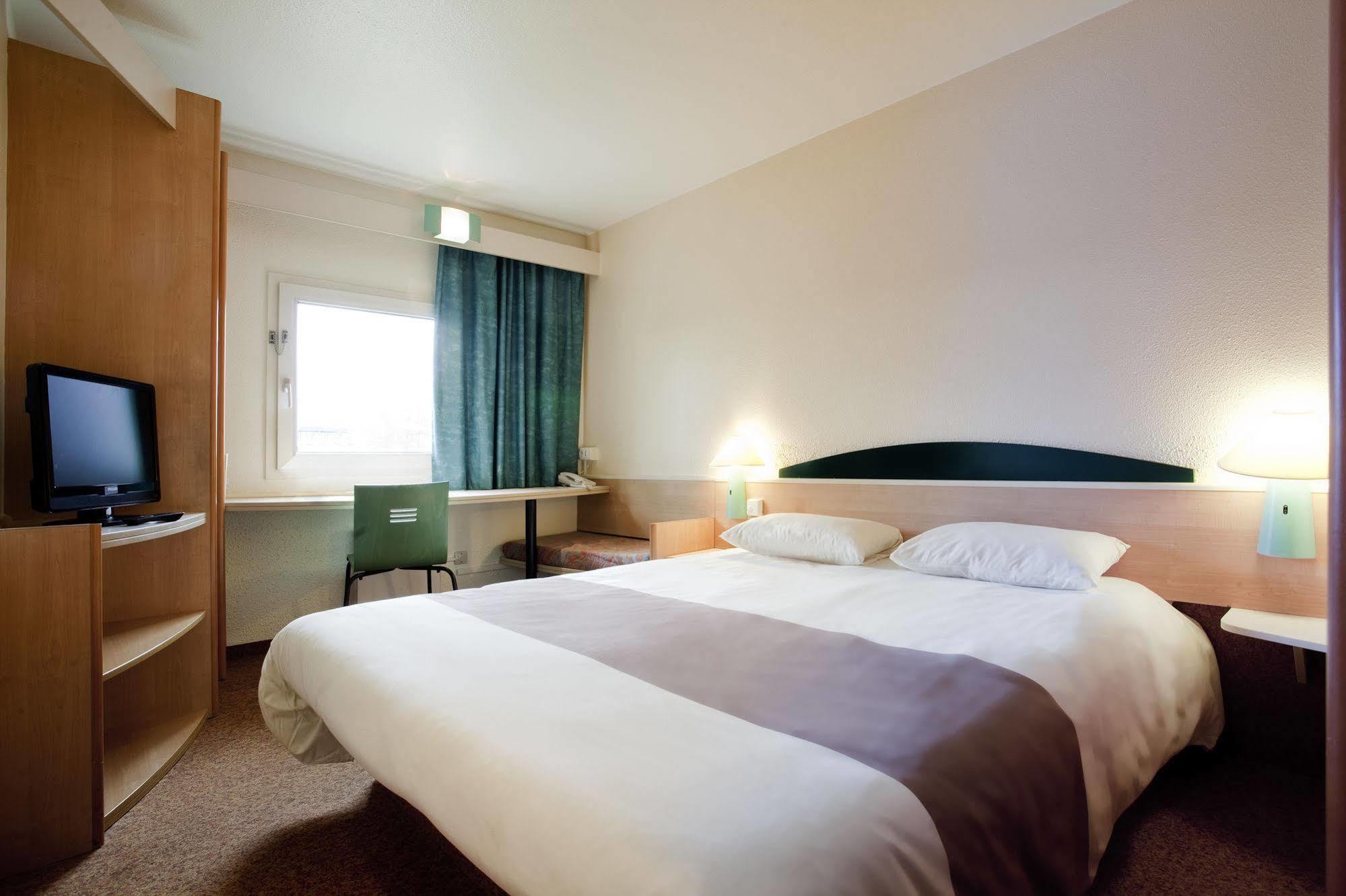 Ibis Manosque Cadarache Hotel Eksteriør billede